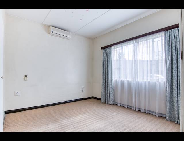 2 BEDROOM APARTMENT TO LET IN JOHANNESBURG NORTH